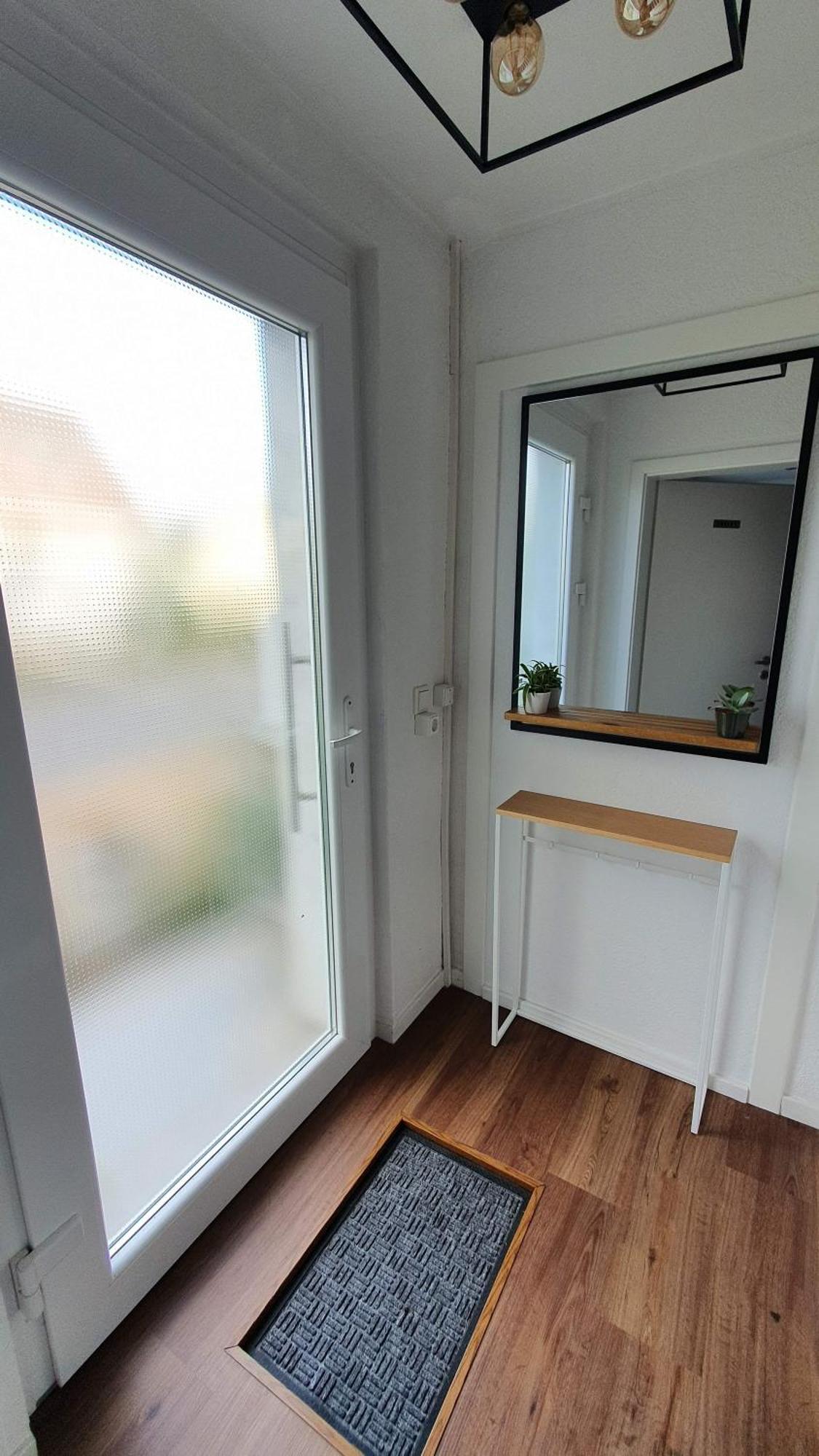 Apartment Modern 2.5 Bedroom Duplex Near Messe, Airport, Arena Düsseldorf