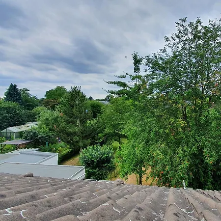 Modern 2.5 Bedroom Duplex Near Messe, Airport, Arena Dusseldorf