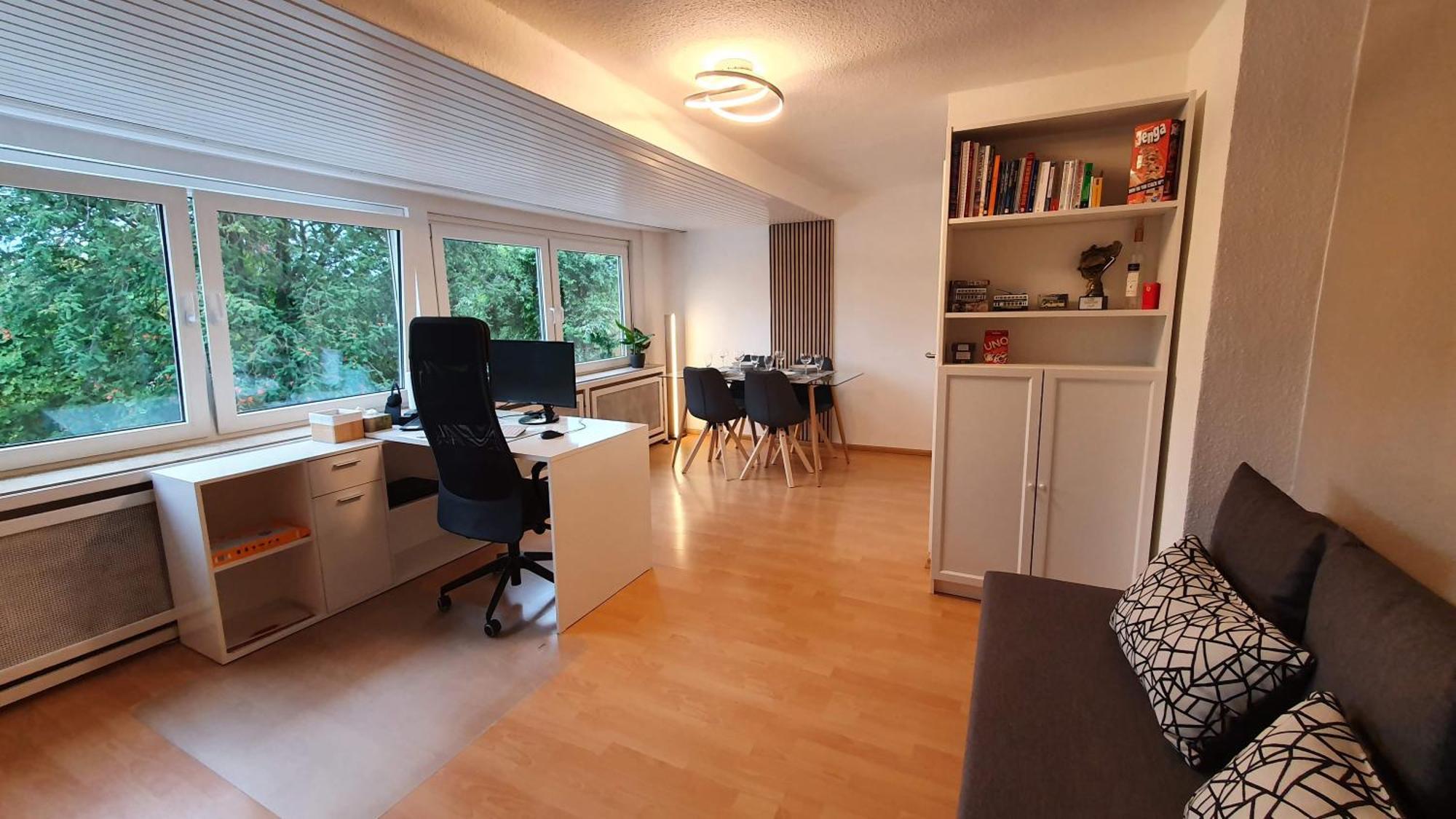 Modern 2.5 Bedroom Duplex Near Messe, Airport, Arena